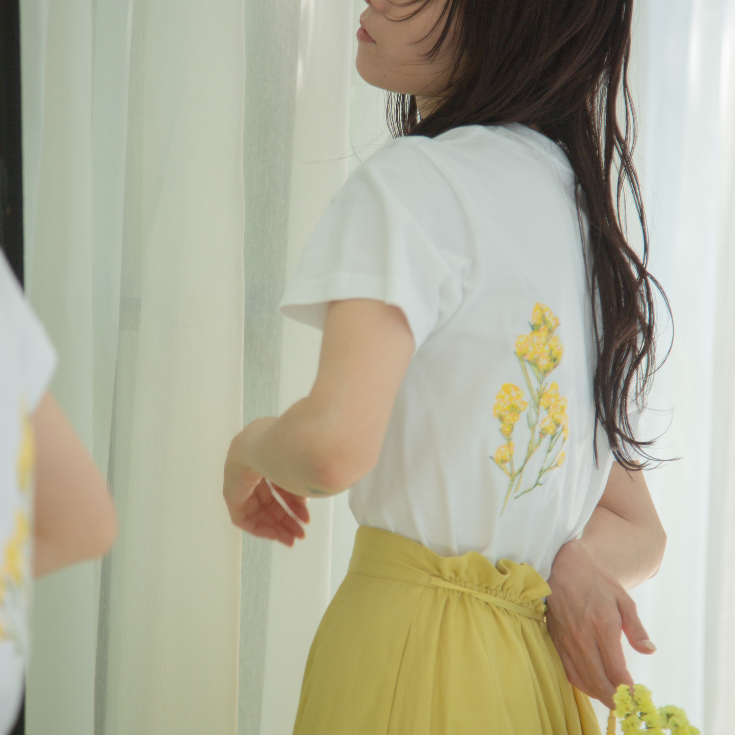 刺繍半袖Tシャツ|short sleeve T-shirt with flower embroidery