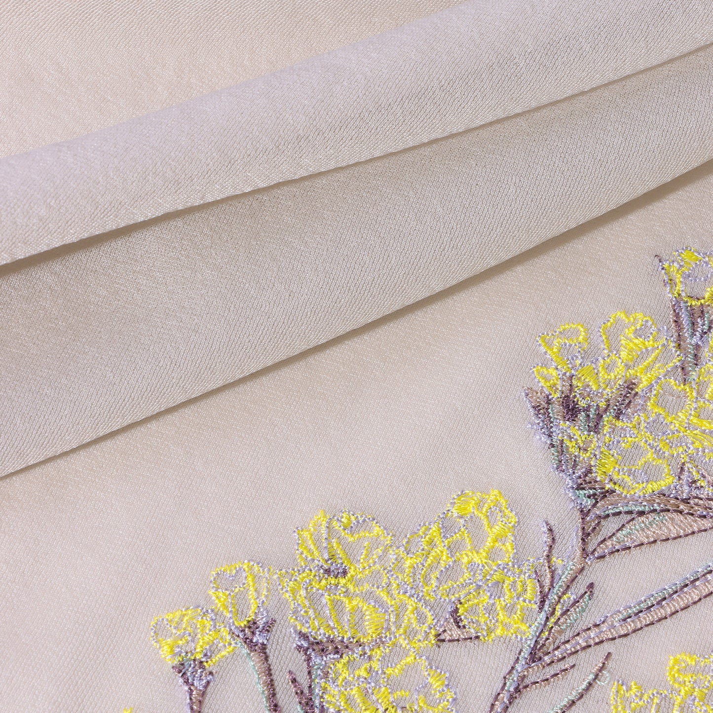刺繍ハイネックカットソー|sheer jersey tops with flower embroidery