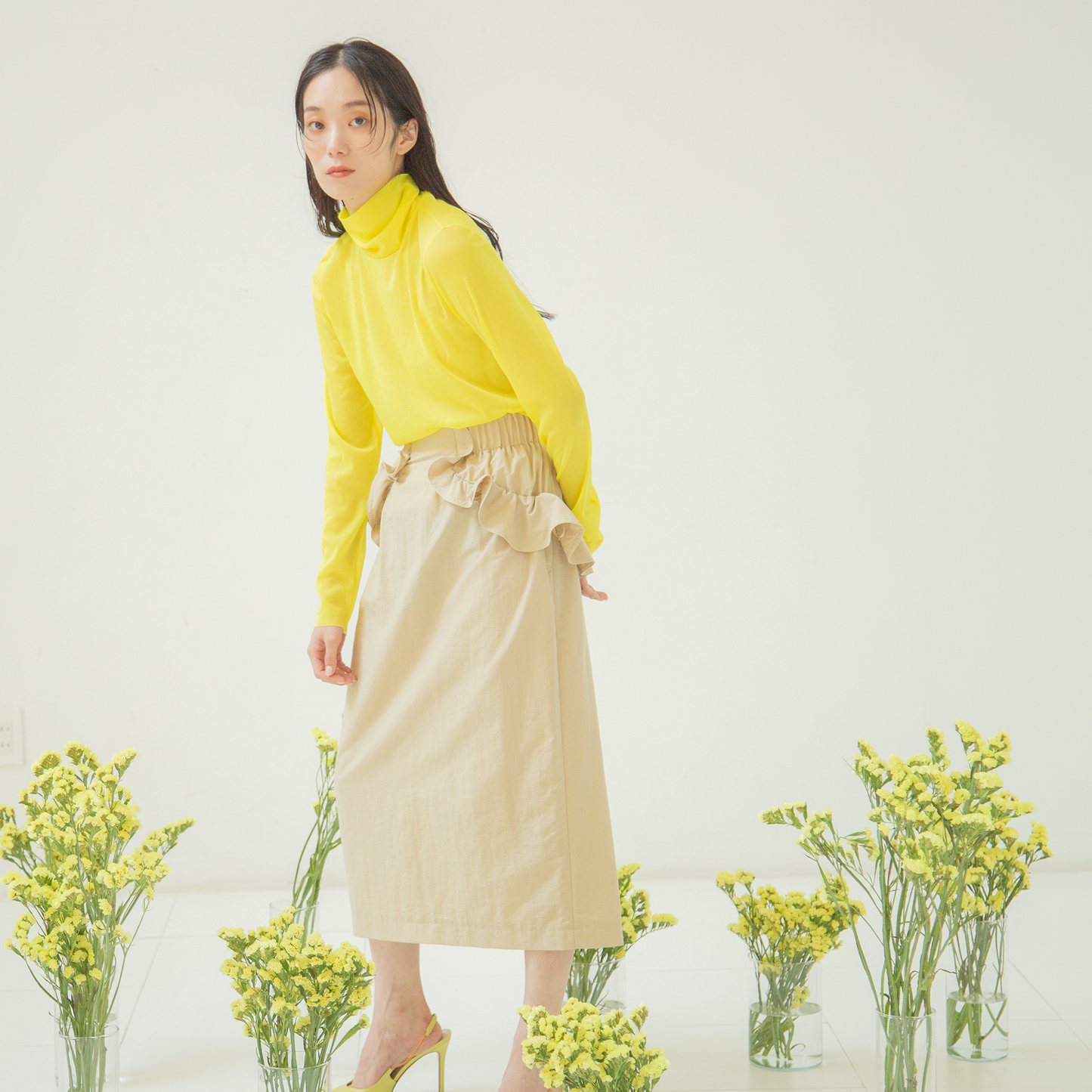 刺繍ハイネックカットソー|sheer jersey tops with flower embroidery
